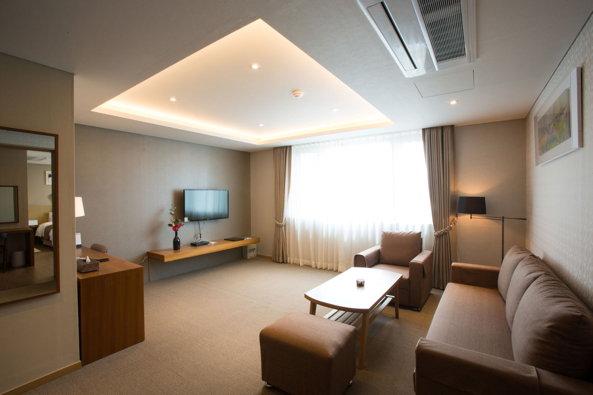 Dong Gyeong Hotel Tongyeong Exterior foto